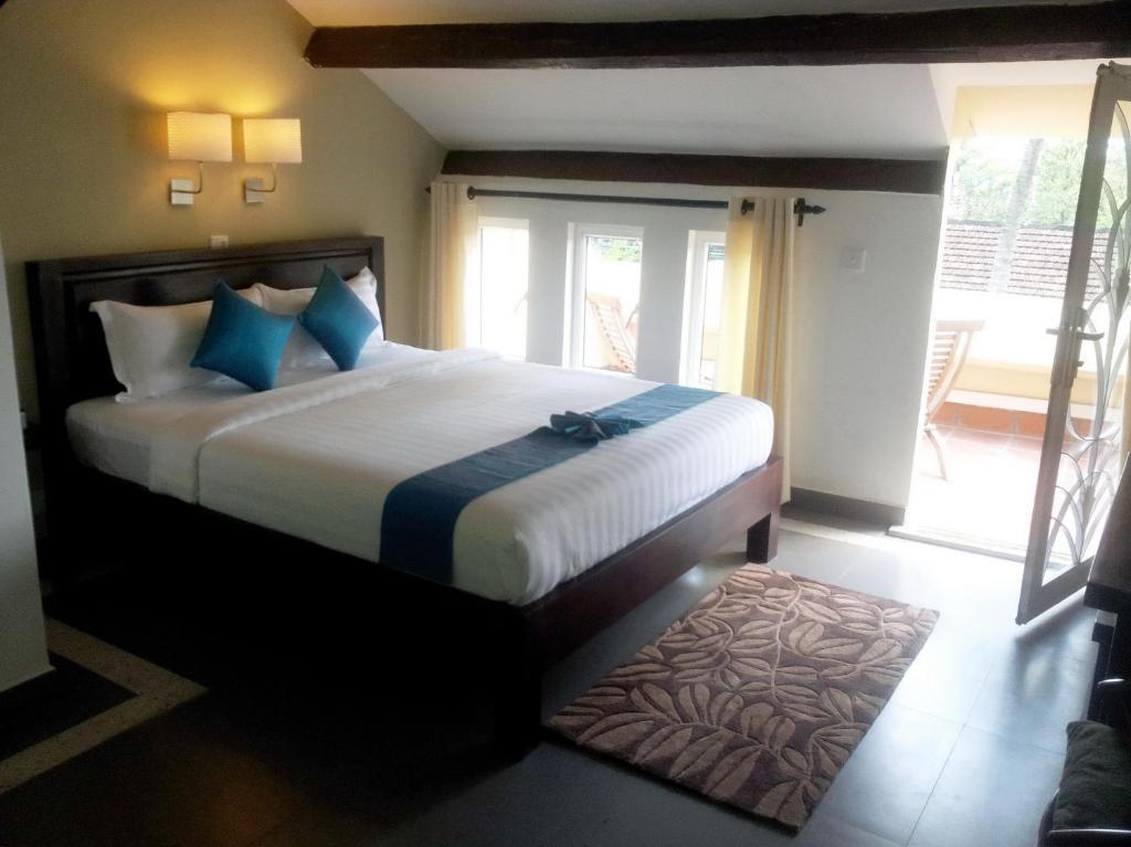 The Columns Hotell Kampot Rom bilde