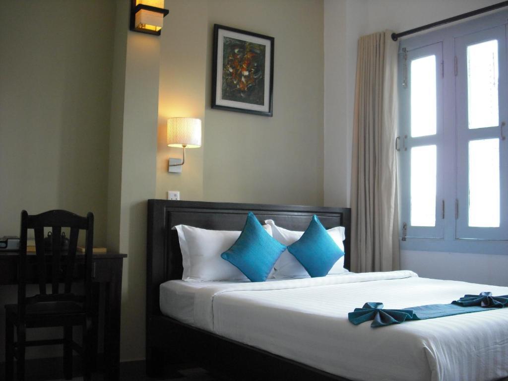 The Columns Hotell Kampot Rom bilde